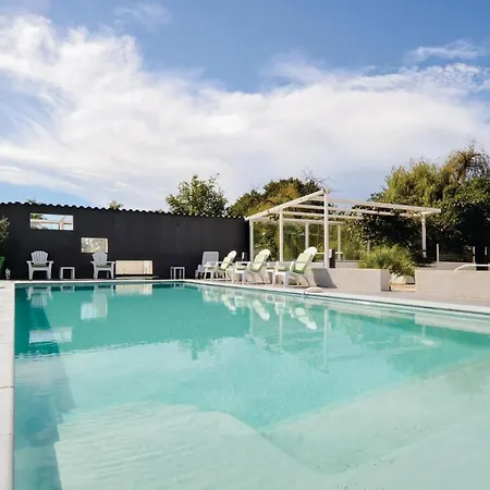 Awesome In With 2 Bedrooms, Wifi And Outdoor Swimming Pool Hébergement de vacances Ghisonaccia